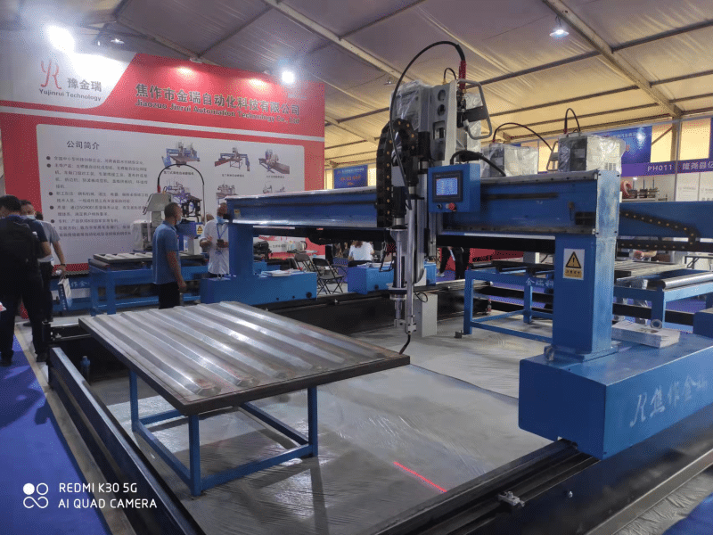 龍門(mén)式集裝箱門(mén)板單槍自動(dòng)化焊接機